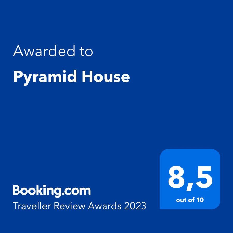 Pyramid House Appartamento *